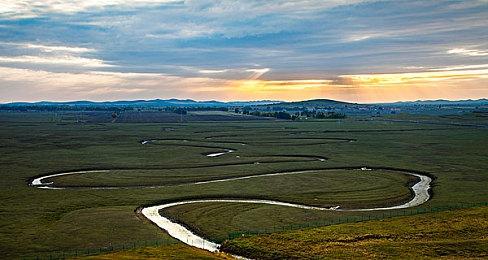 《幻兽帕鲁》公布大型联动更新《潮起泰拉瑞亚》预告